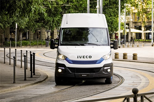IVECO_DailyBluePower 1.jpg IVECO_DailyBluePower 1.jpg